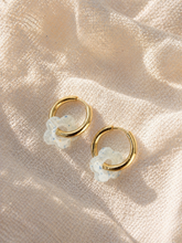 Load image into Gallery viewer, Flower