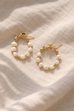 Load image into Gallery viewer, love loop