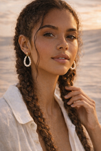 Load image into Gallery viewer, white river